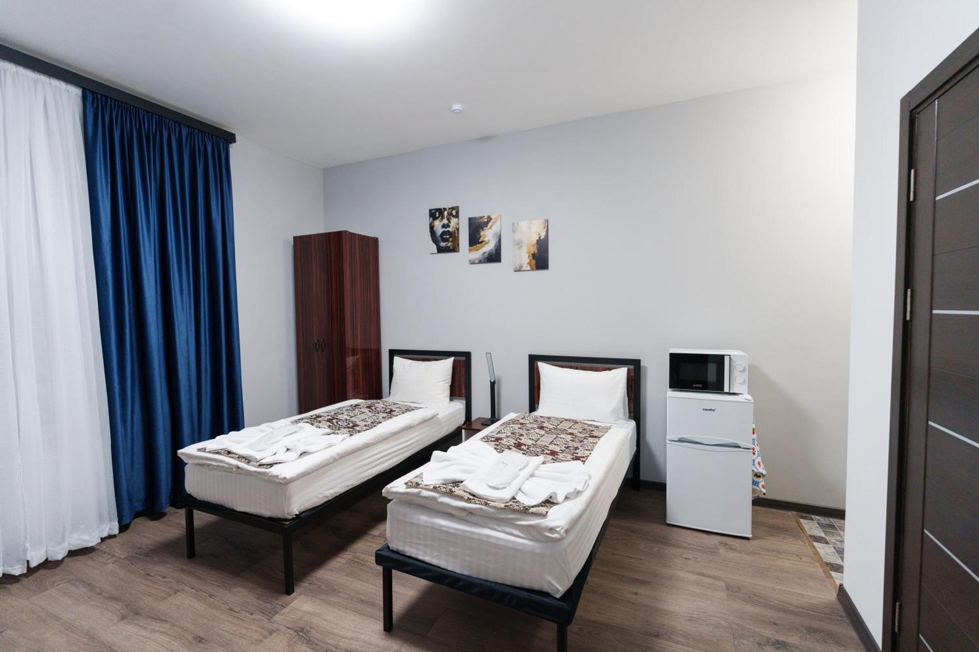 Gh Family Hotel Ереван Экстерьер фото